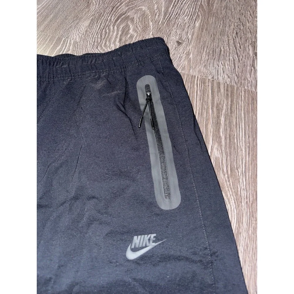 Men’s Size XL Nike Tech Woven Jogger Pants Black Classic Sportswear HM8241-010